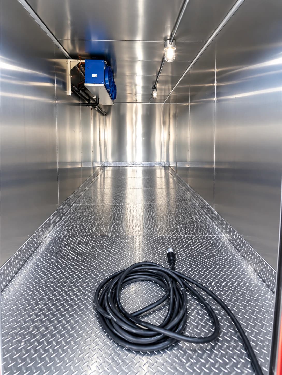 12ft refrigerated trailer interior cooling system.