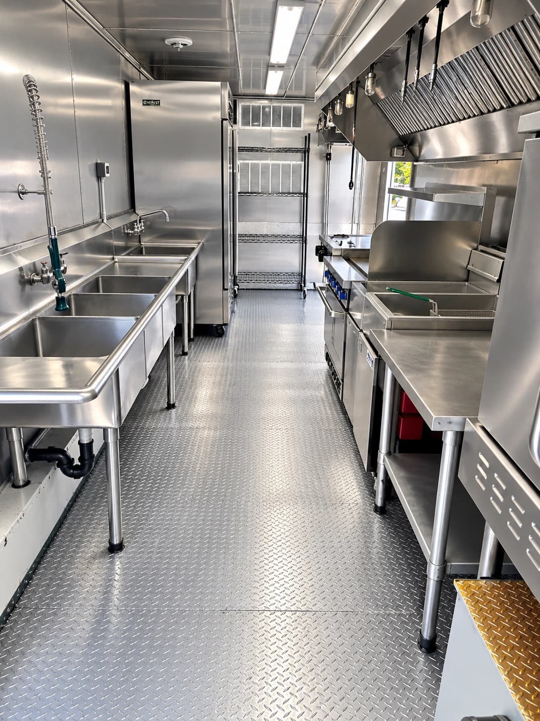 26ft baby bulk kitchen griddle cooking line.